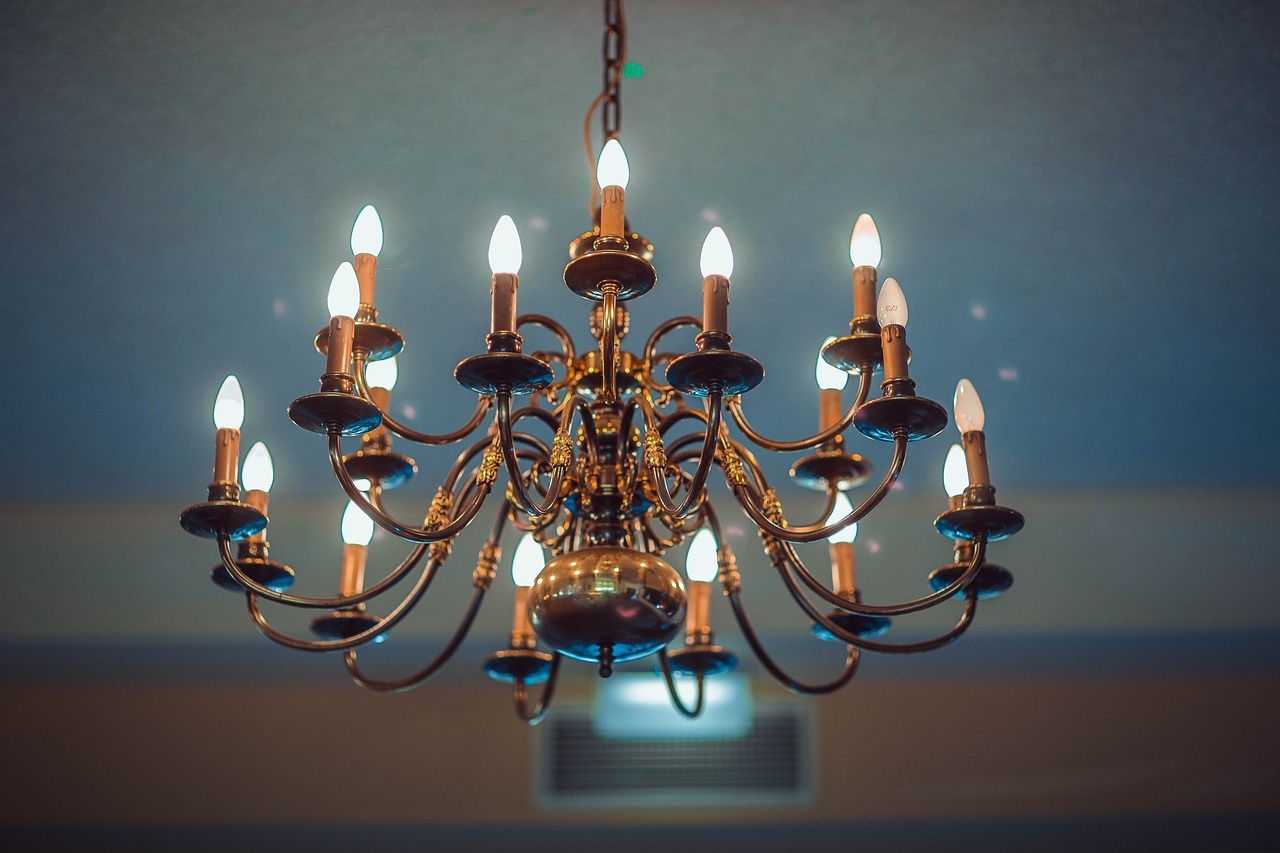 How to Repurpose a Birdcage into a Chandelier